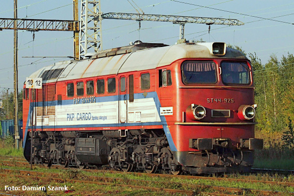 Motorová lokomotiva ST44, PKP Cargo, V. epocha, analogová verze, H0, Piko 52107