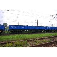 Set dvou nízkostěnných čtyřosých vozů 401 Zb, PKP Cargo, VI. epocha, H0, Piko 28313
