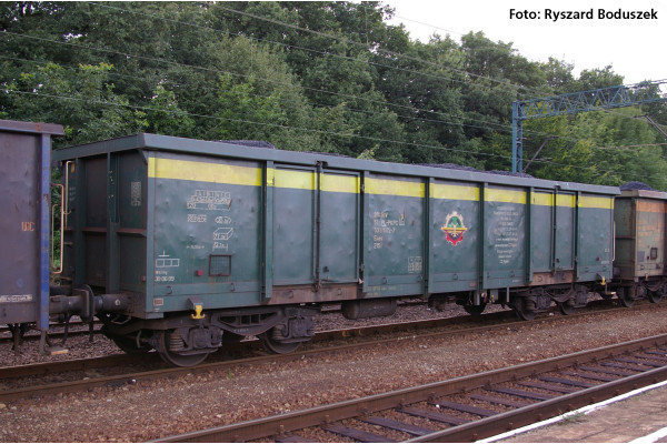 Set dvou otevřených čtyřosých vozů Eaos, PKP Cargo, V. epocha, H0, Piko 28314