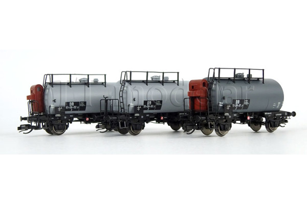 Set tří kotlových vozů typu Deutz s brzdařskou budkou, DR, šedé, III. epocha, nová provozní čísla, TT, Saxonia 120112-2
