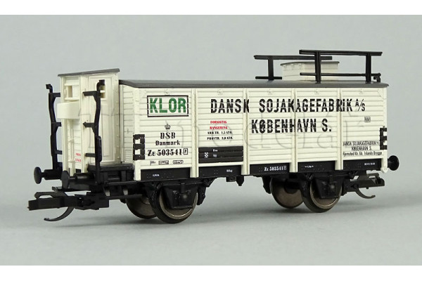 Vůz na kapalný plyn „Dansk Sojakagefabrik Kobenhavn“, zařazen u DSB, III. epocha, TT, Tillig 95893