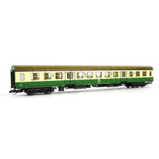 Osobní vůz 2. třídy typu Halberstadt, DR, lehká patina, IV. epocha, TT, model Galerie Tillig 2025, Tillig 502416