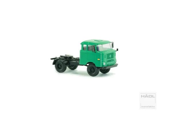 IFA W50LA, tahač návěsů, balonová kola, májová zelená, TT, Haedl 121049-07