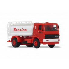 Liaz Benzina, cisterna, H0, IGRA MODEL 66618006