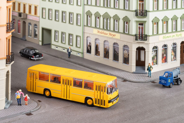 Stavebnice městského autobusu MC Ikarus 260, TT, jednorázová série, Auhagen 66055