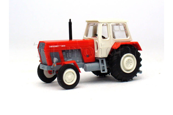 Traktor FORTSCHRITT ZT 300, červený, TT, Busch 8702Č