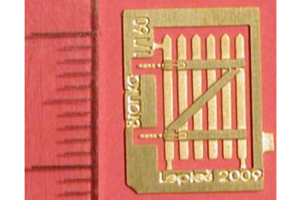 Branka v plotě, N, Lepieš N010