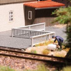 Zábradlí / plot, 12 kusů, H0, Busch 7746