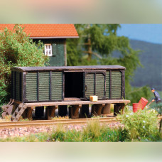 Pomocná kůlna s rampou, TT, Busch 8829