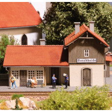 Staniční budova, TT, Busch 8828