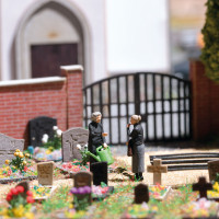 Scéna: Vdovy na  hřbitově, TT, Busch 8882