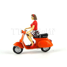 Motocyklistka na oranžovém motocyklu Vespa, H0, Modellbahn Union H0W92165D