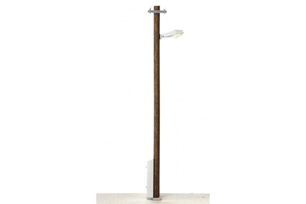 Pouliční lampa, typ H, dřevěný sloup, bílé světlo, H0, JM Detail 412209 Pouliční lampa, typ H, dřevěný sloup, bílé světlo, H0, JM Detail 412209