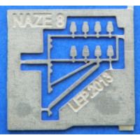 Nástěnná konzola s 8 izolátory, H0, Lepieš H0078