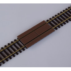 Dřevěný železniční přejezd, 65 mm, pro kolejivo TILLIG 2,1 mm, H0, AV Model DO-017-3.1