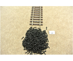 Mikrovruty pro montáž modelového kolejiva H0, černé, 1,4 x 6 mm, 100 kusů, KaModel V2/100