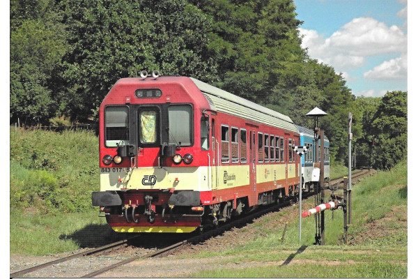 2023127 Pohlednice, Motorový vůz 843 017-5 na trati v Pilníkově, Letohradský železniční klub