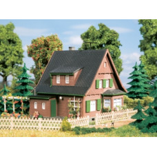 Dřevěný domek "Erika", TT, Auhagen 12259